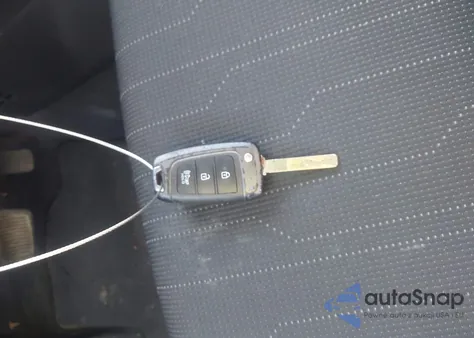 2021 Hyundai Venue Se из США, поврежденный, VIN KMHRB8A35MU073691